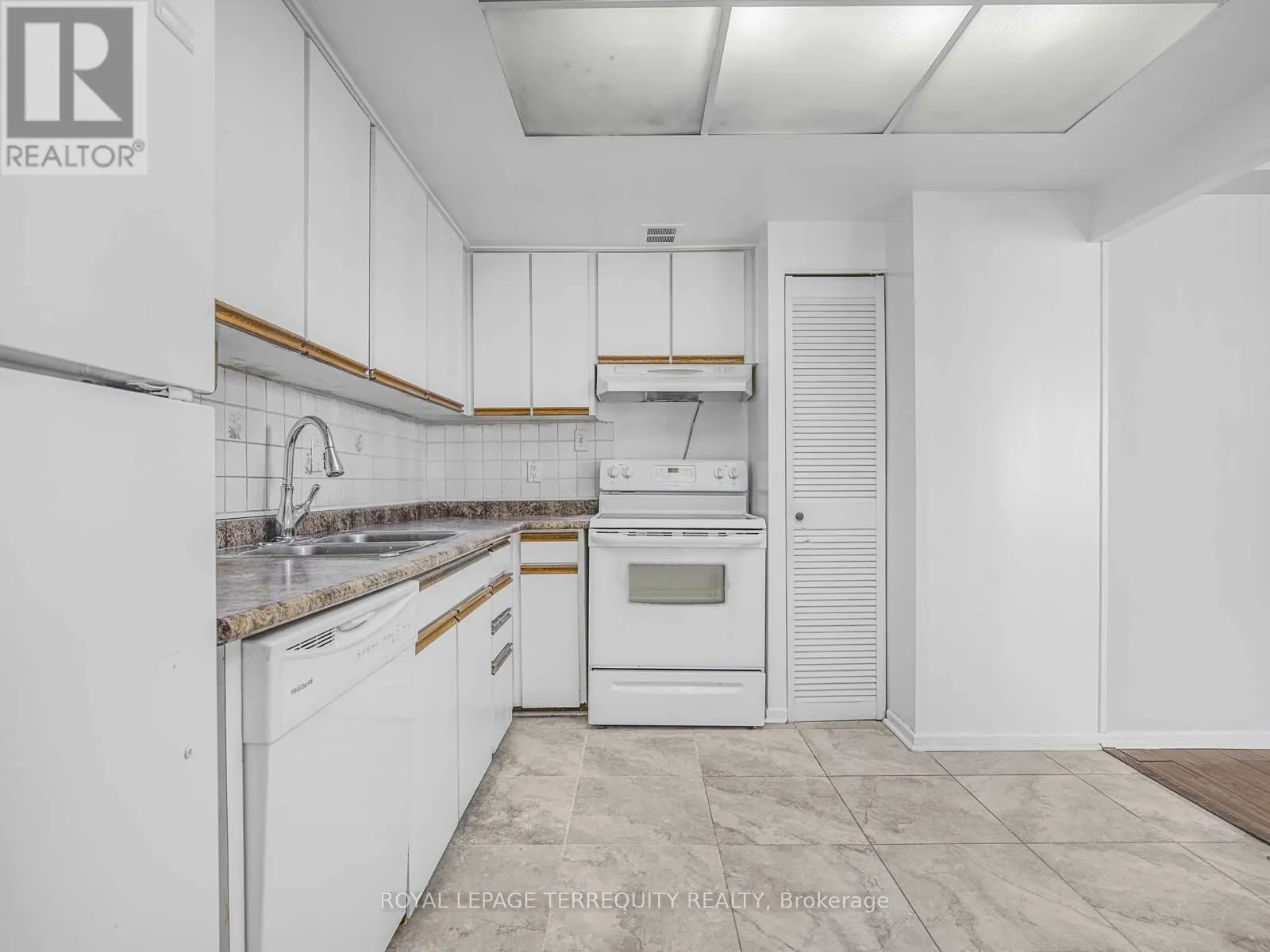 1209 - 5 OLD SHEPPARD AVENUE