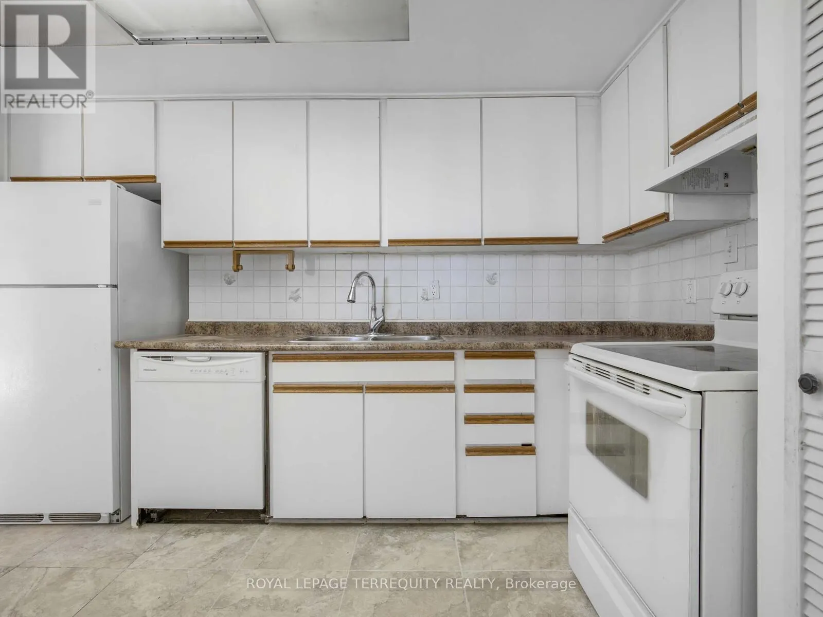 1209 - 5 OLD SHEPPARD AVENUE