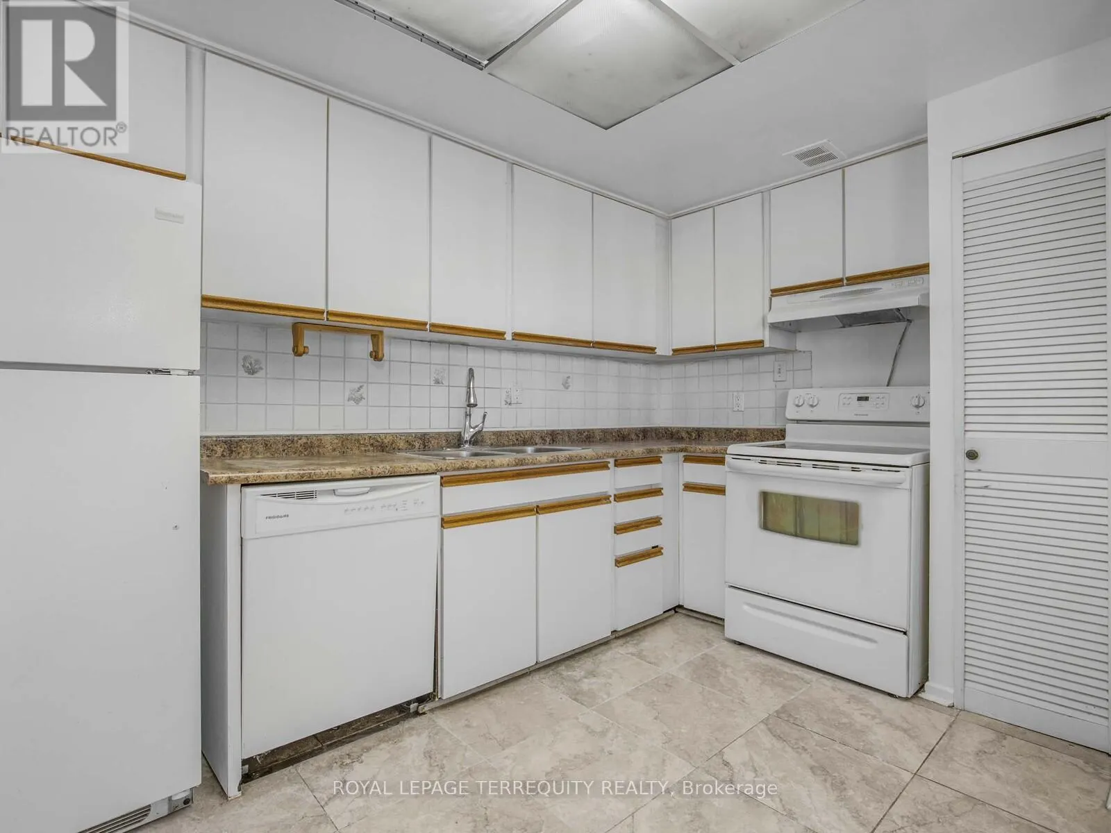 1209 - 5 OLD SHEPPARD AVENUE