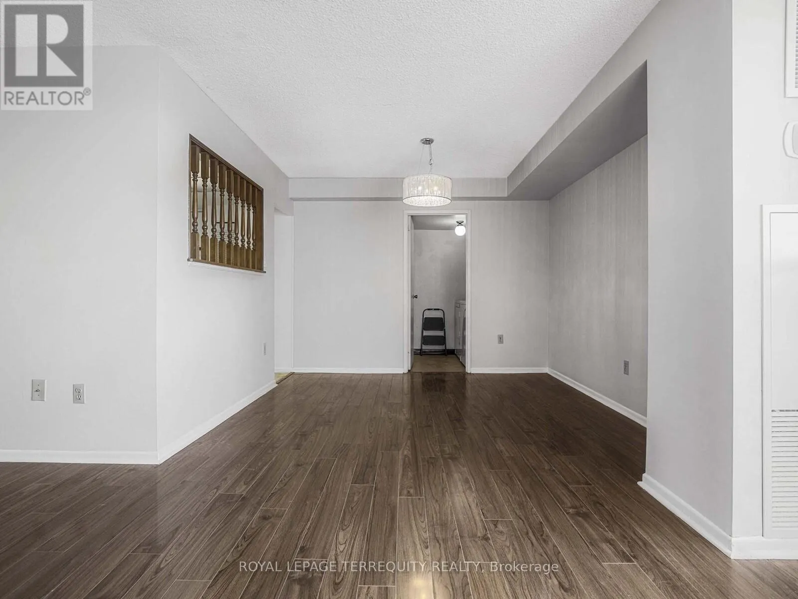 1209 - 5 OLD SHEPPARD AVENUE