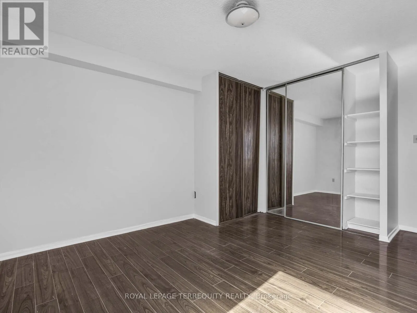 1209 - 5 OLD SHEPPARD AVENUE