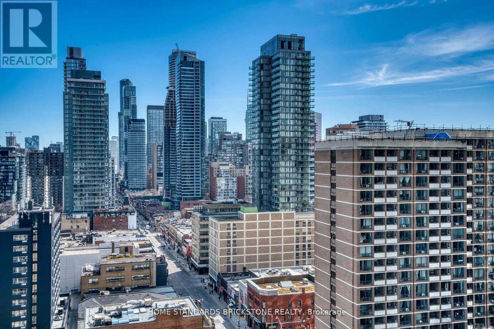 1306 - 1 BLOOR STREET E