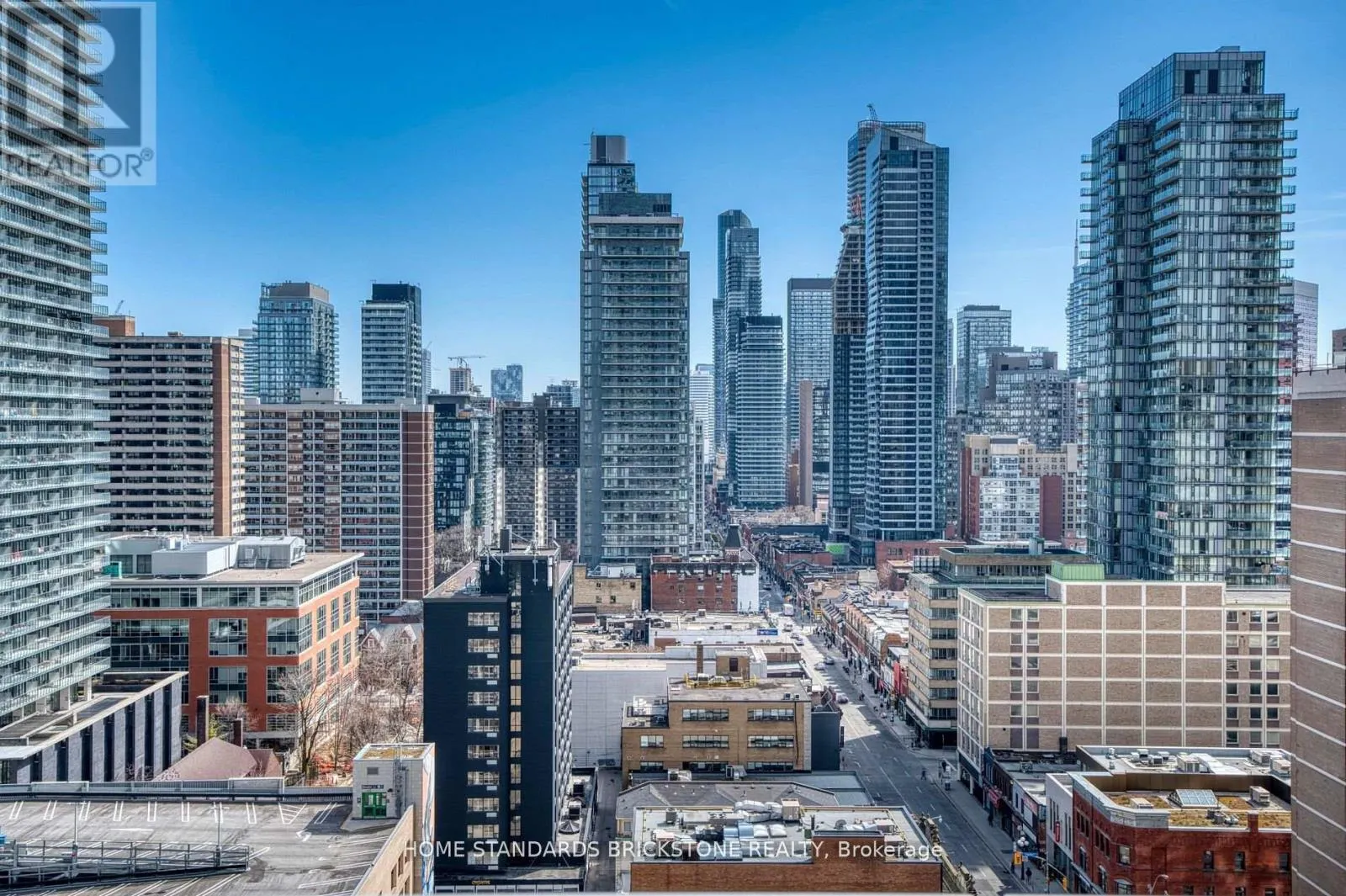 1306 - 1 BLOOR STREET E