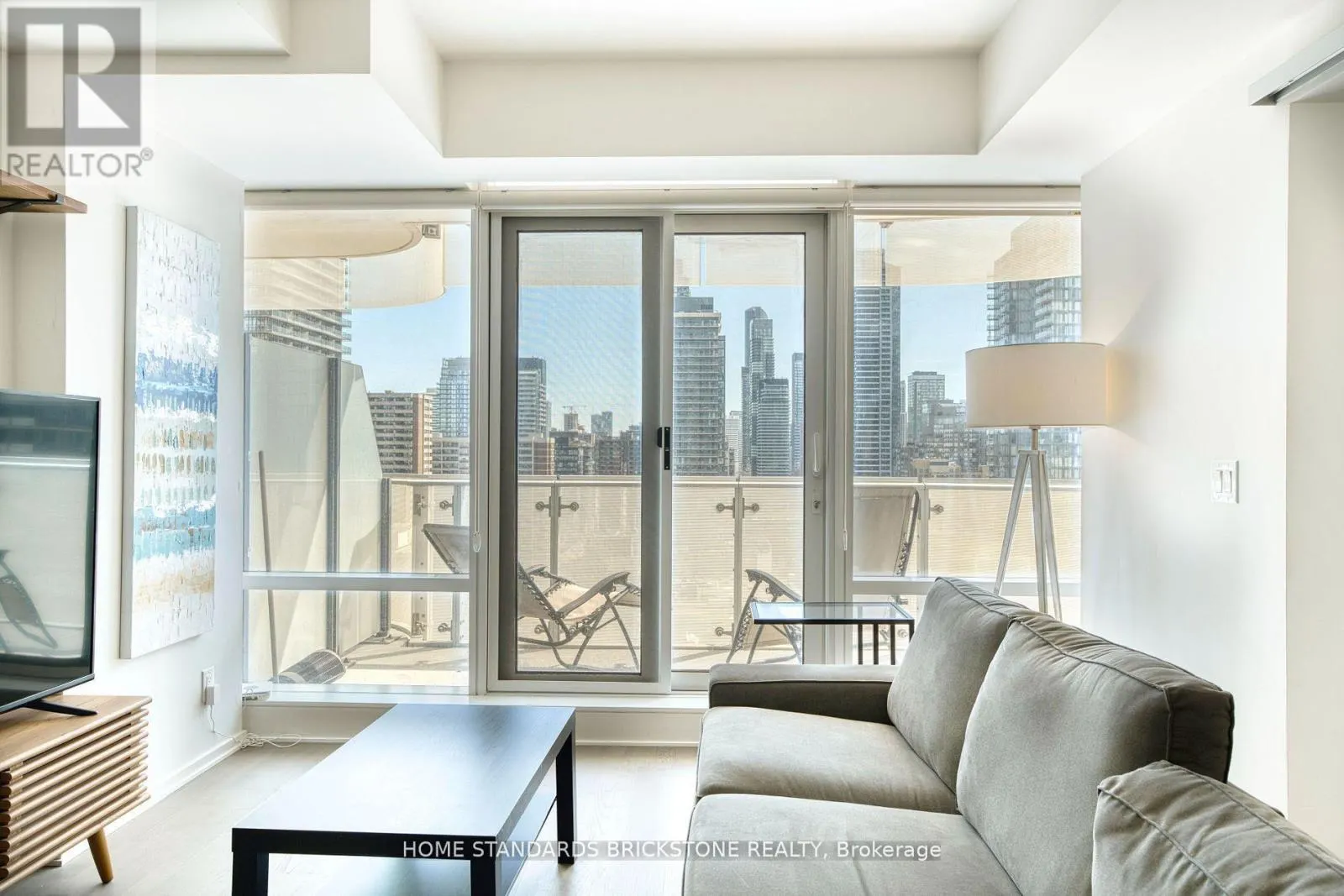 1306 - 1 BLOOR STREET E