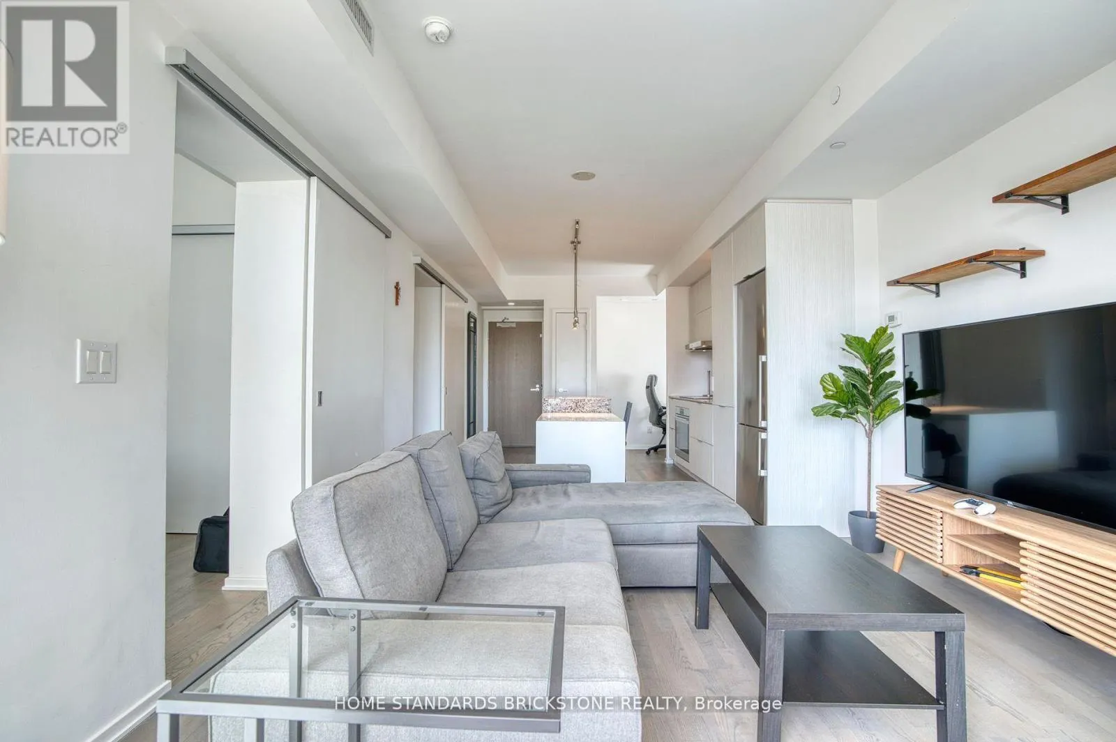1306 - 1 BLOOR STREET E