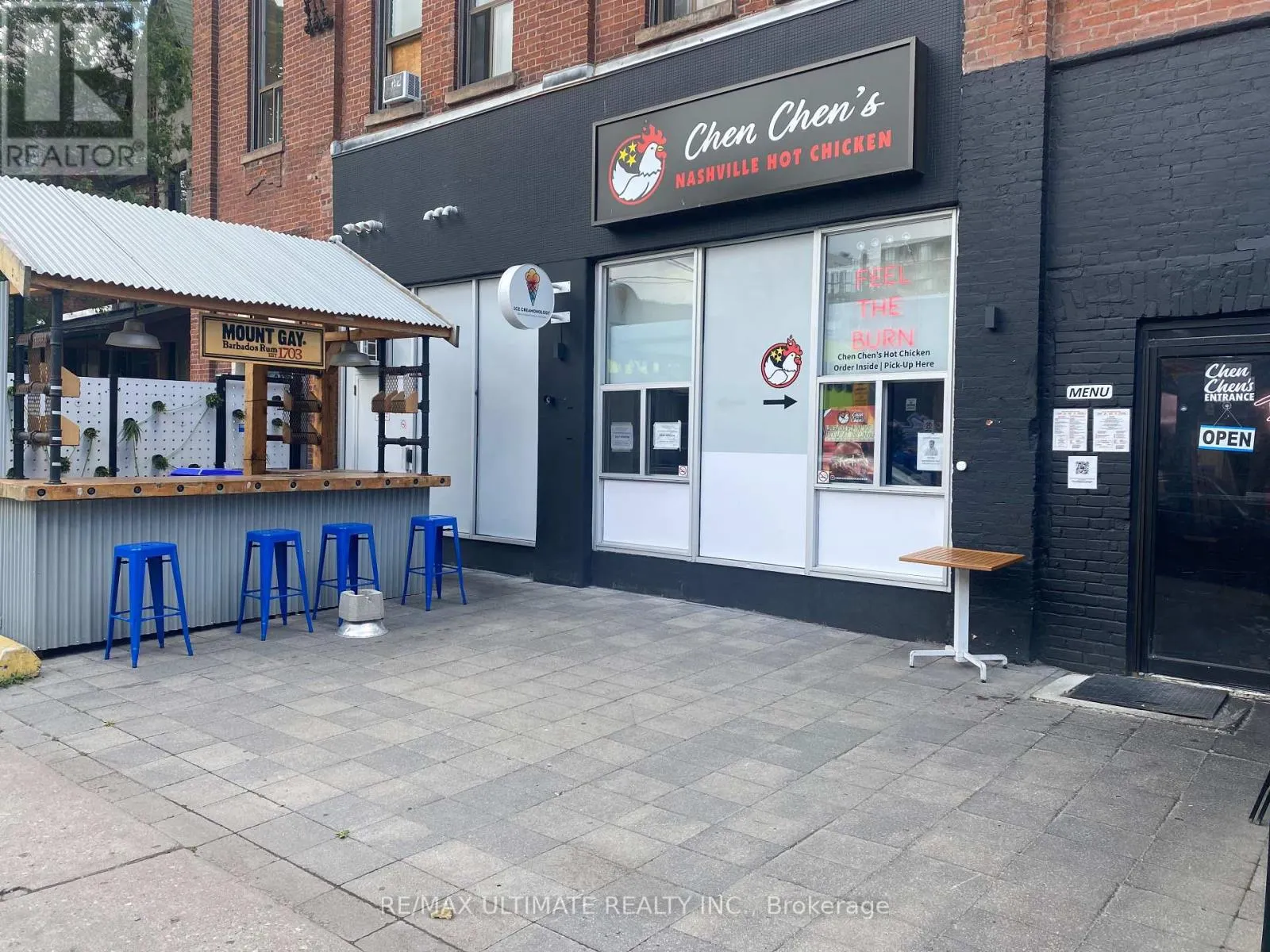 1184 QUEEN STREET W