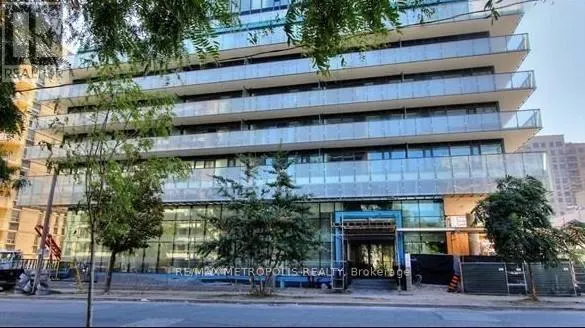301 - 185 ROEHAMPTON AVENUE