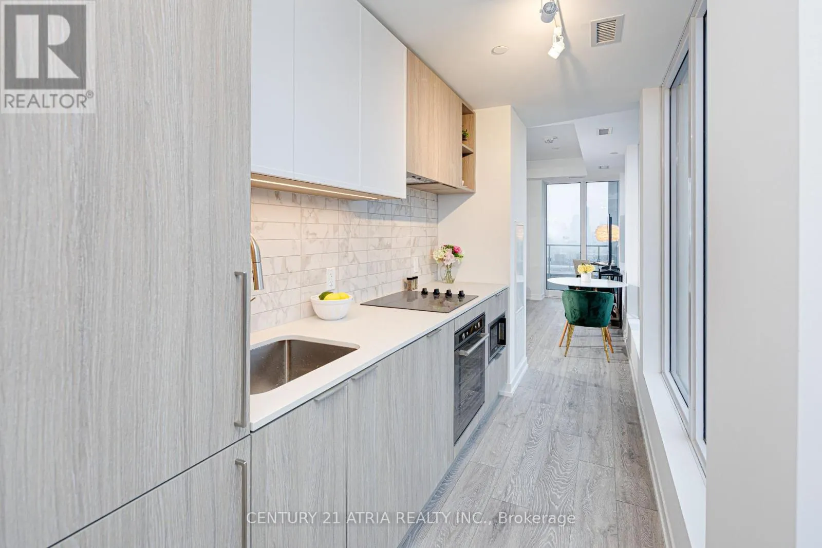 1820 - 2020 BATHURST STREET
