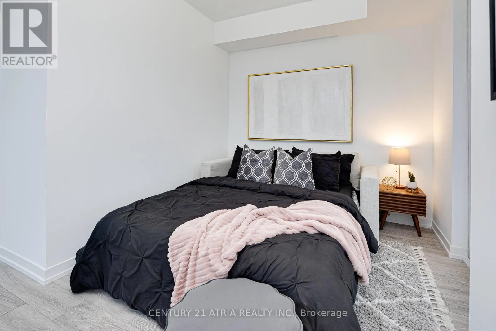 1820 - 2020 BATHURST STREET