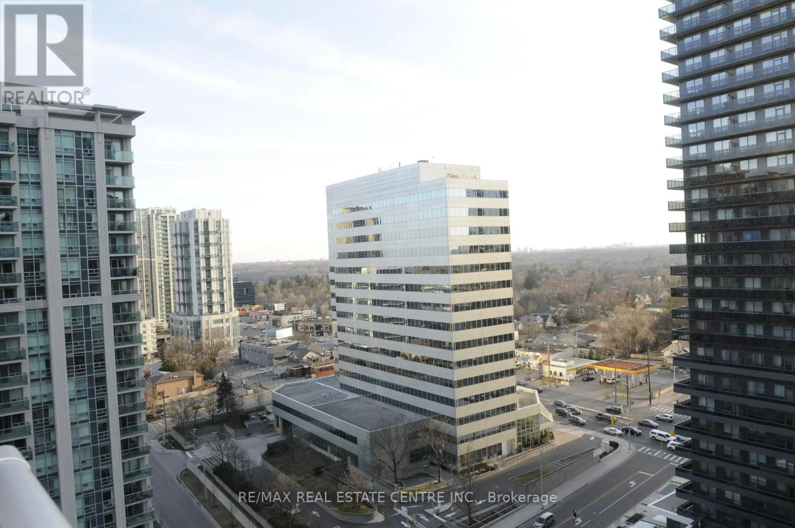 1901 - 23 SHEPPARD AVENUE E