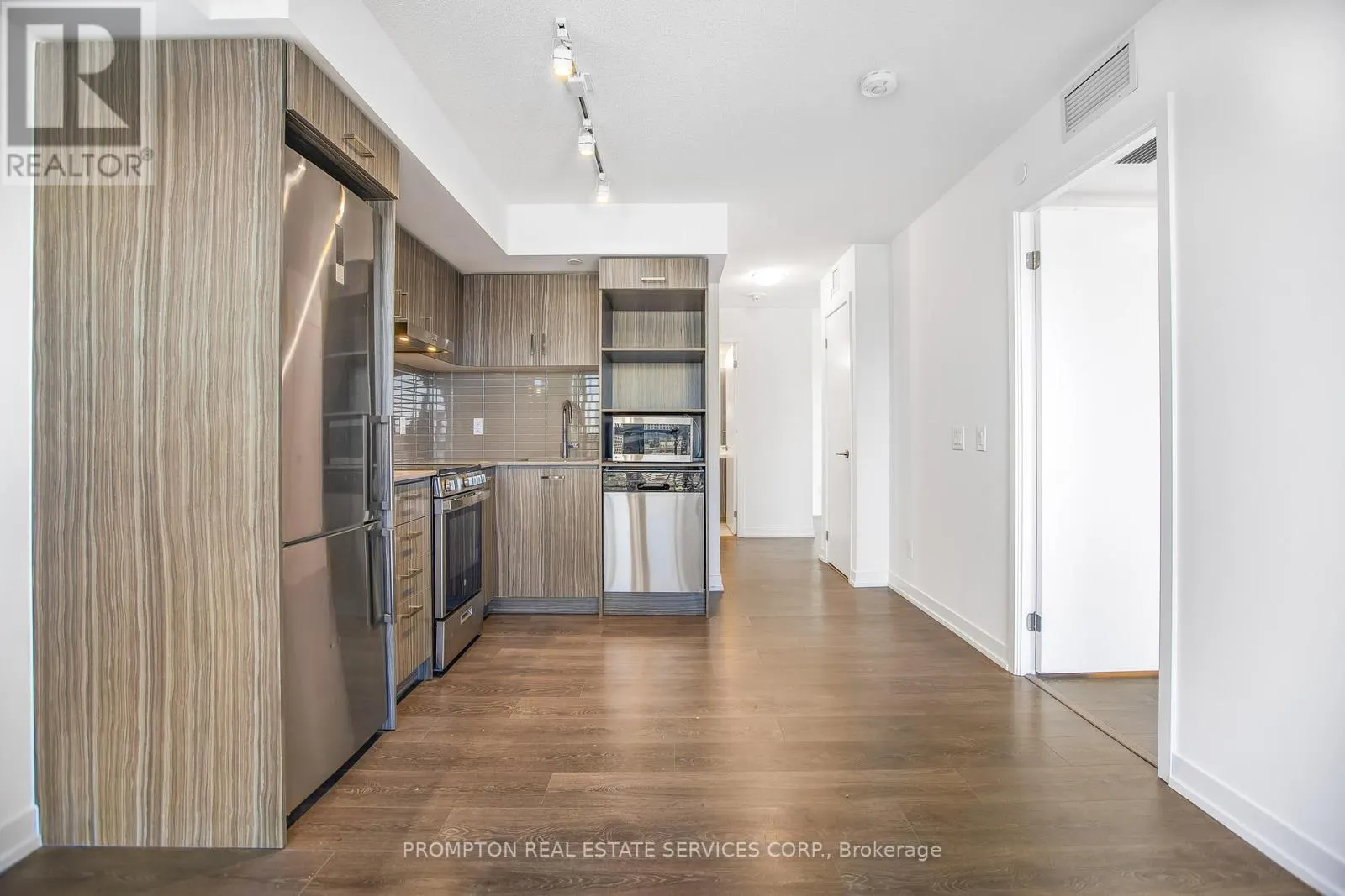 2312 - 219 DUNDAS STREET E
