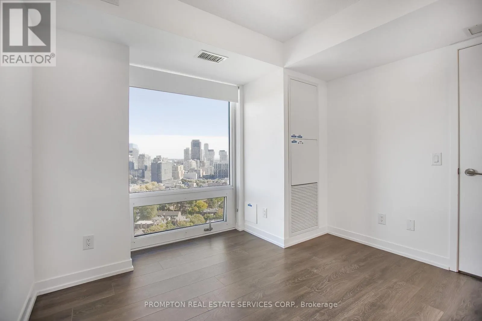 2312 - 219 DUNDAS STREET E