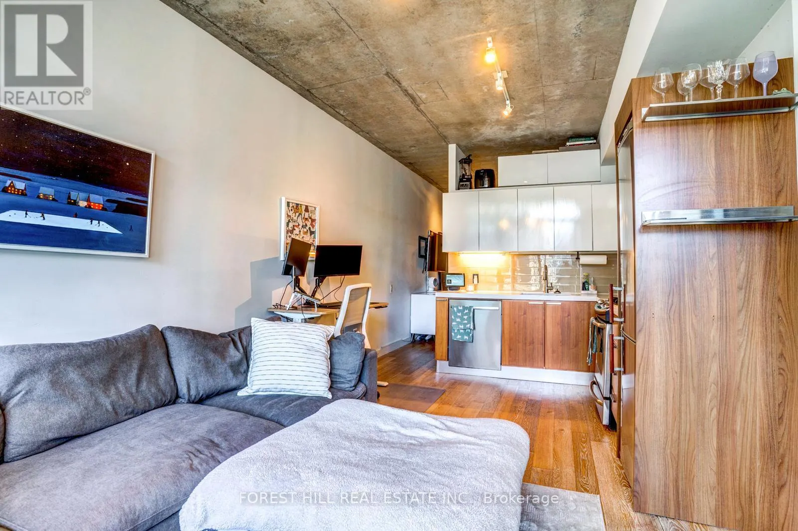 608 - 25 STAFFORD STREET