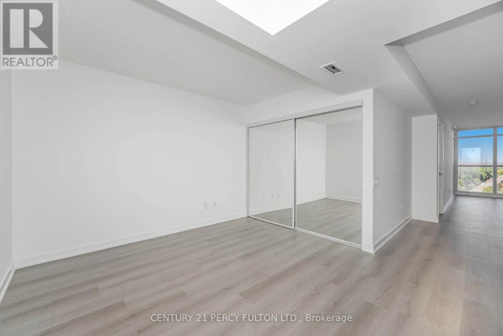 1518 - 19 SINGER COURT