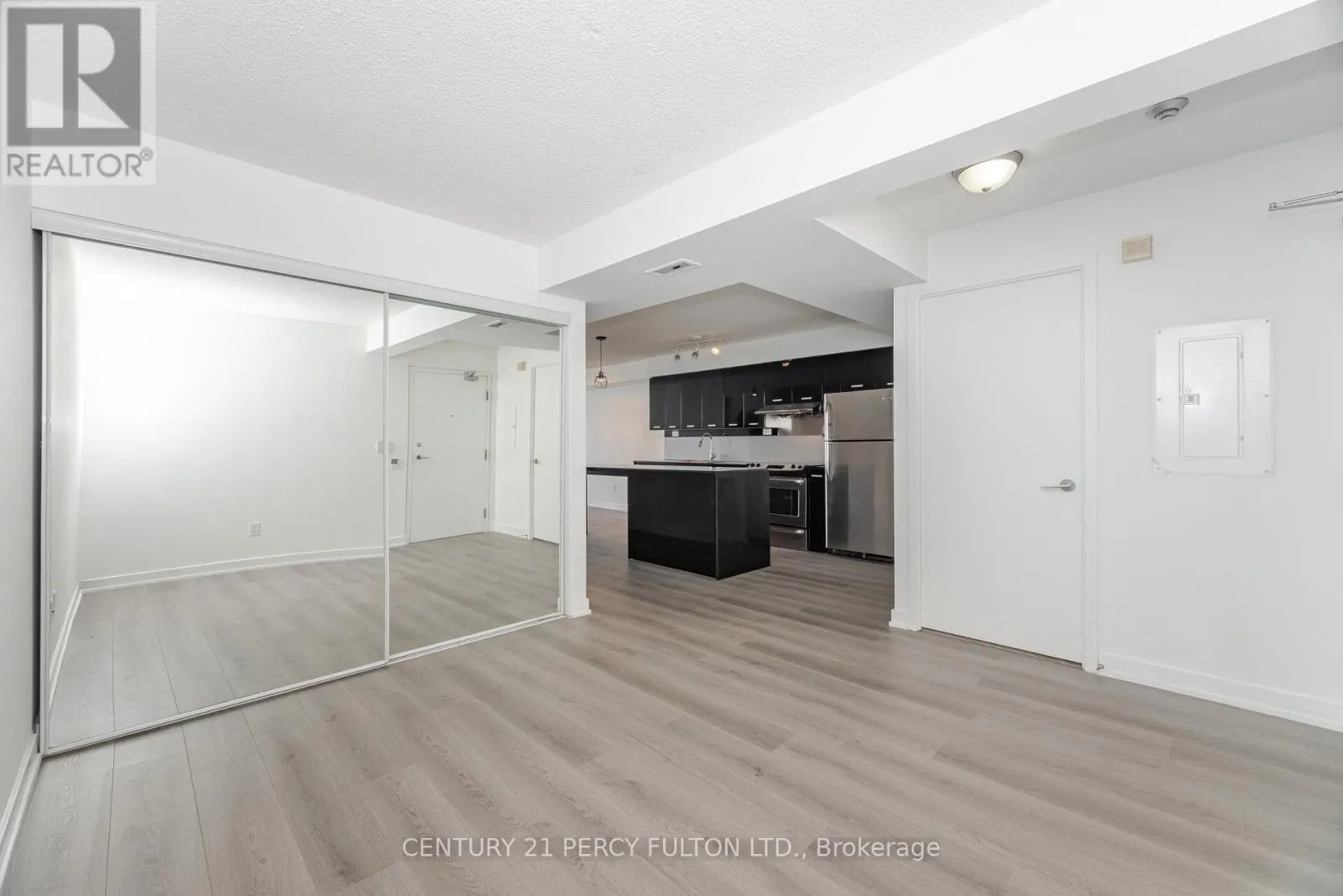 1518 - 19 SINGER COURT