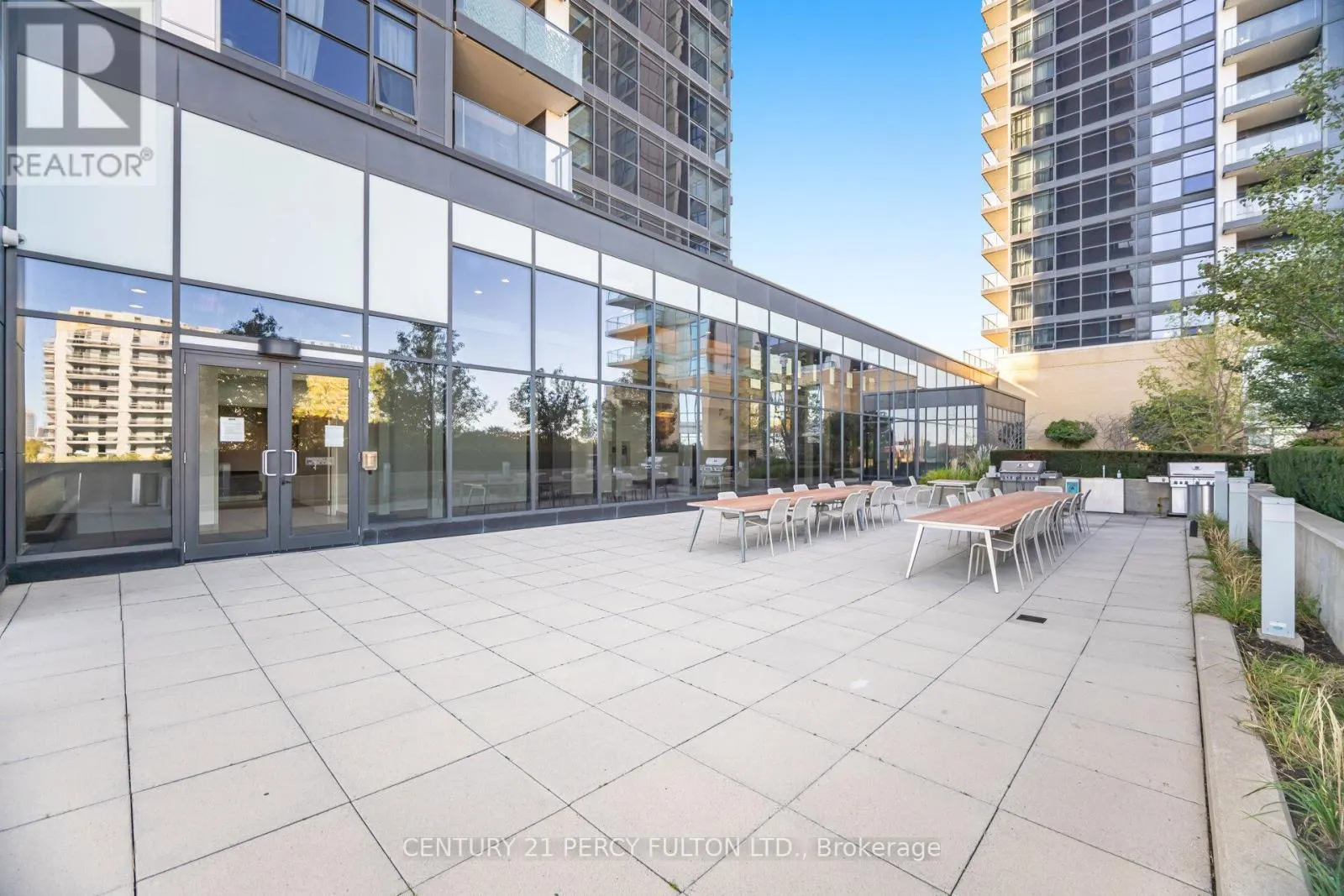 1518 - 19 SINGER COURT