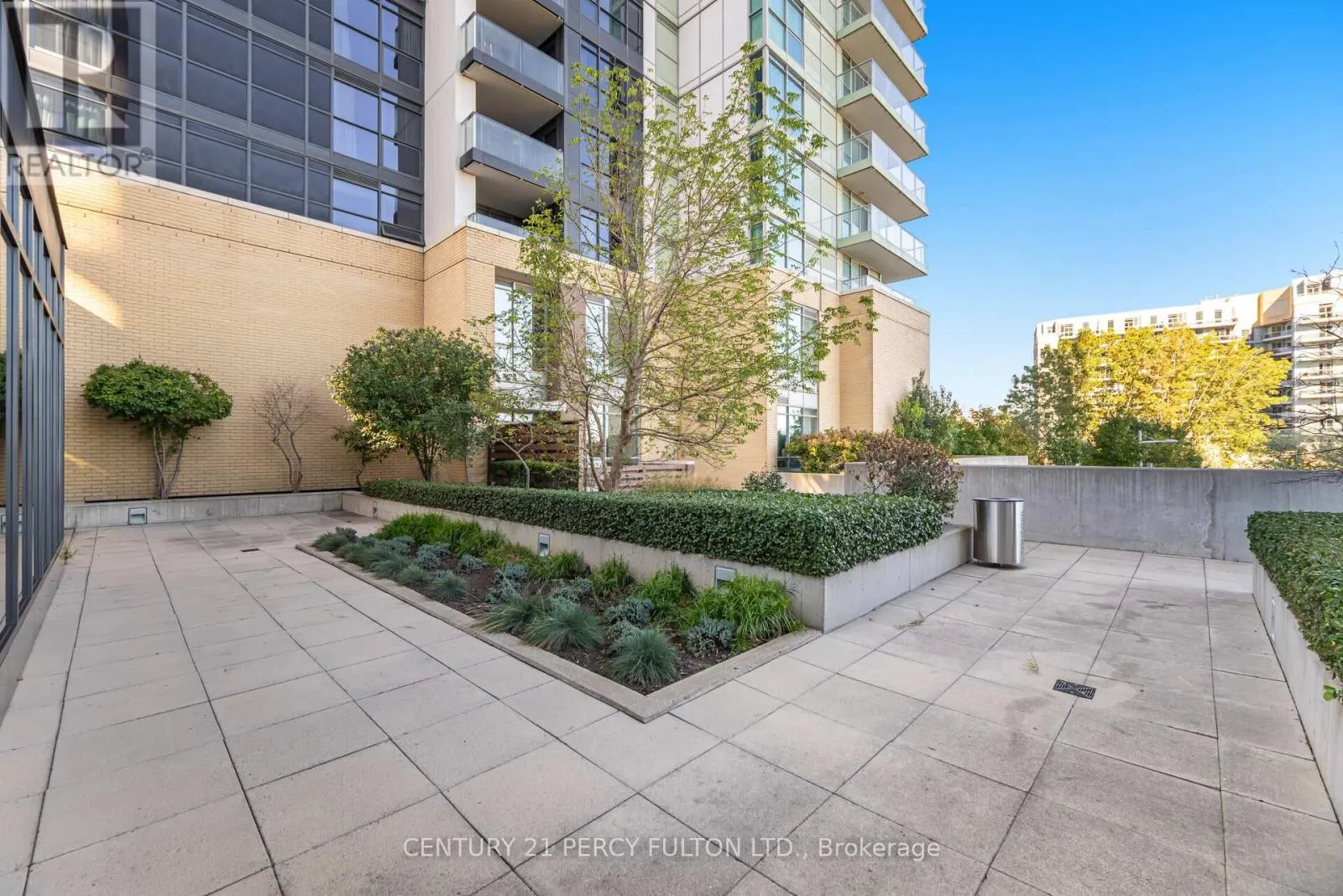 1518 - 19 SINGER COURT
