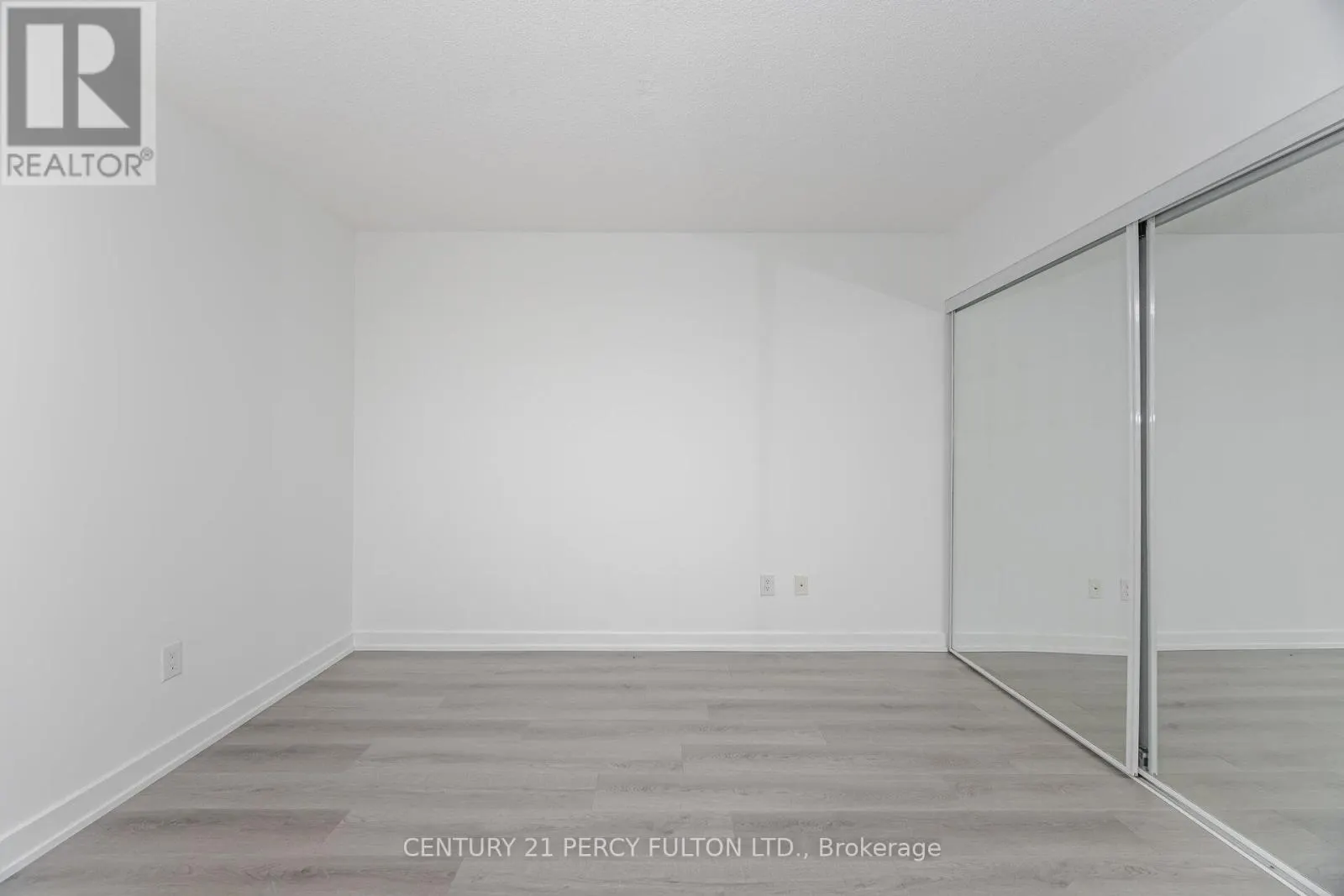 1518 - 19 SINGER COURT