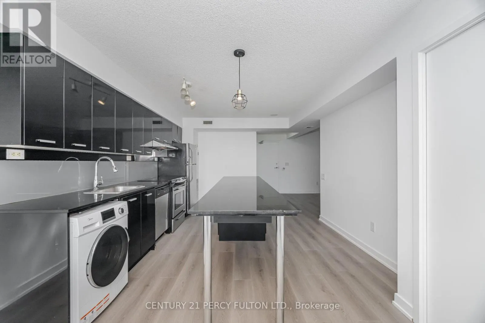 1518 - 19 SINGER COURT