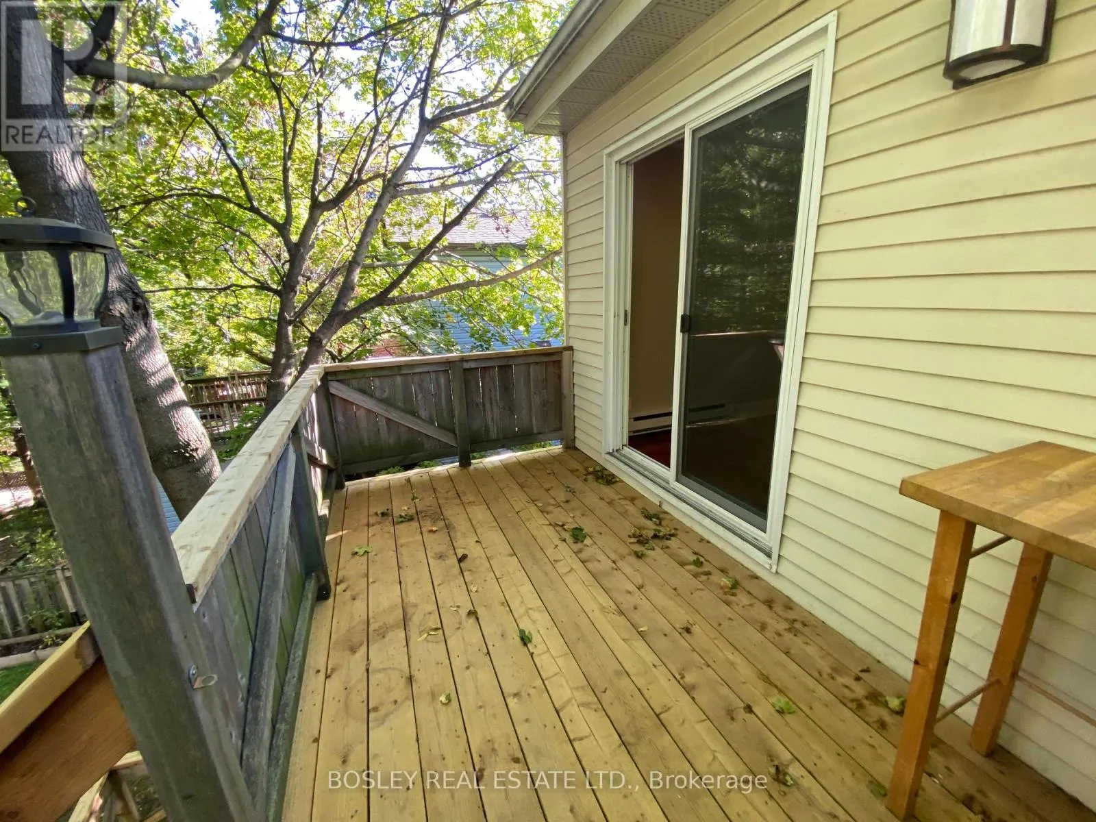 #2 (UPPER) - 33 LORINDALE AVENUE