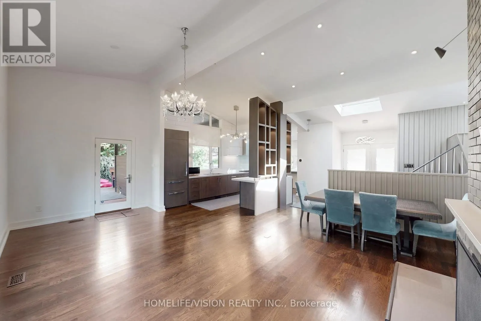 92 THREE VALLEYS DRIVE
