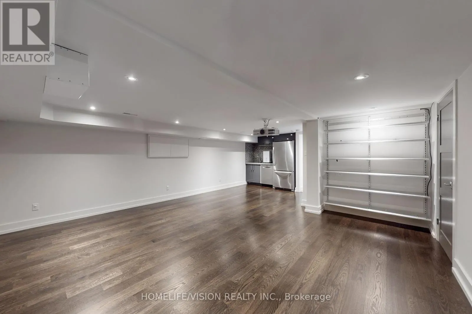 92 THREE VALLEYS DRIVE