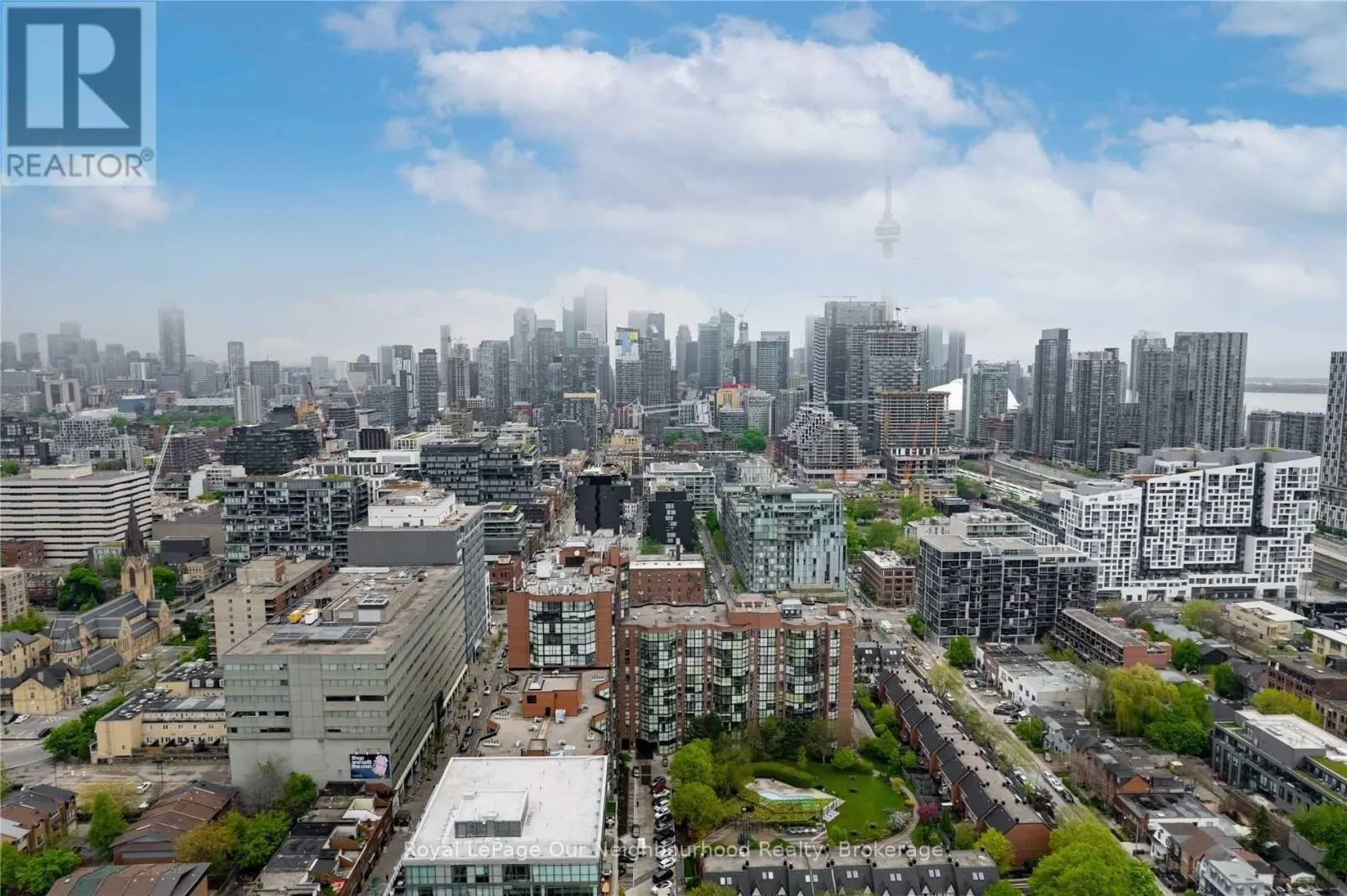 809 - 701 KING STREET W, #809