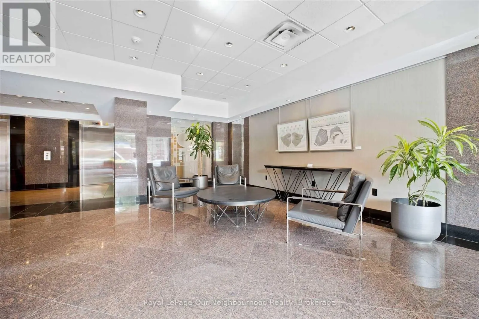 809 - 701 KING STREET W, #809