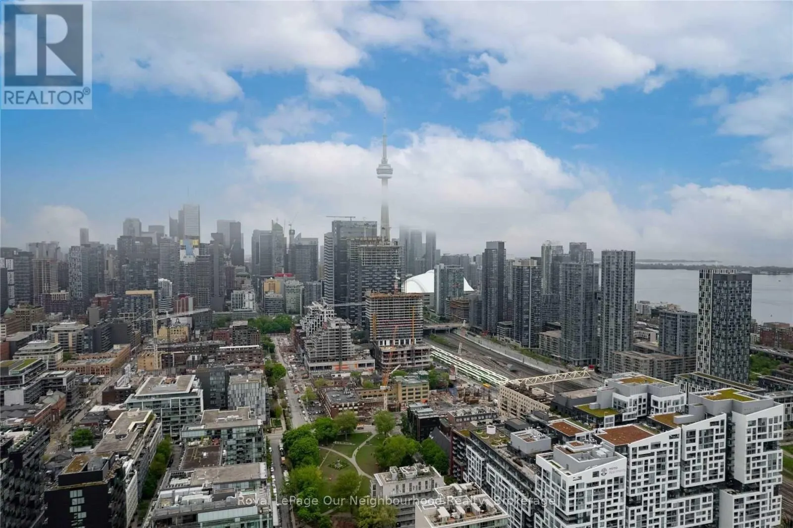809 - 701 KING STREET W, #809