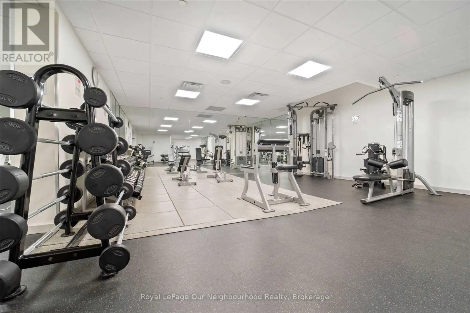 809 - 701 KING STREET W, #809