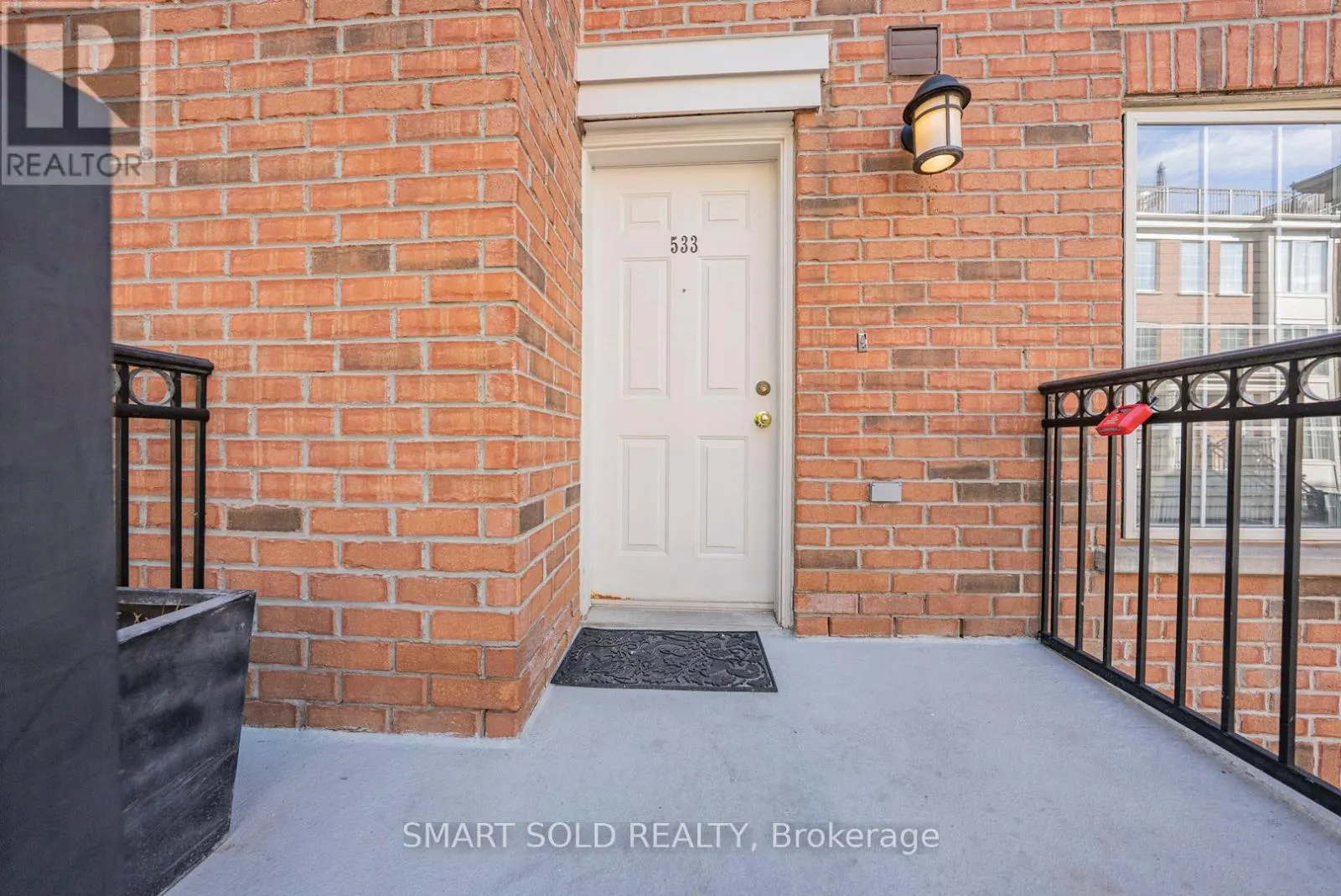 533 - 3 EVERSON DRIVE