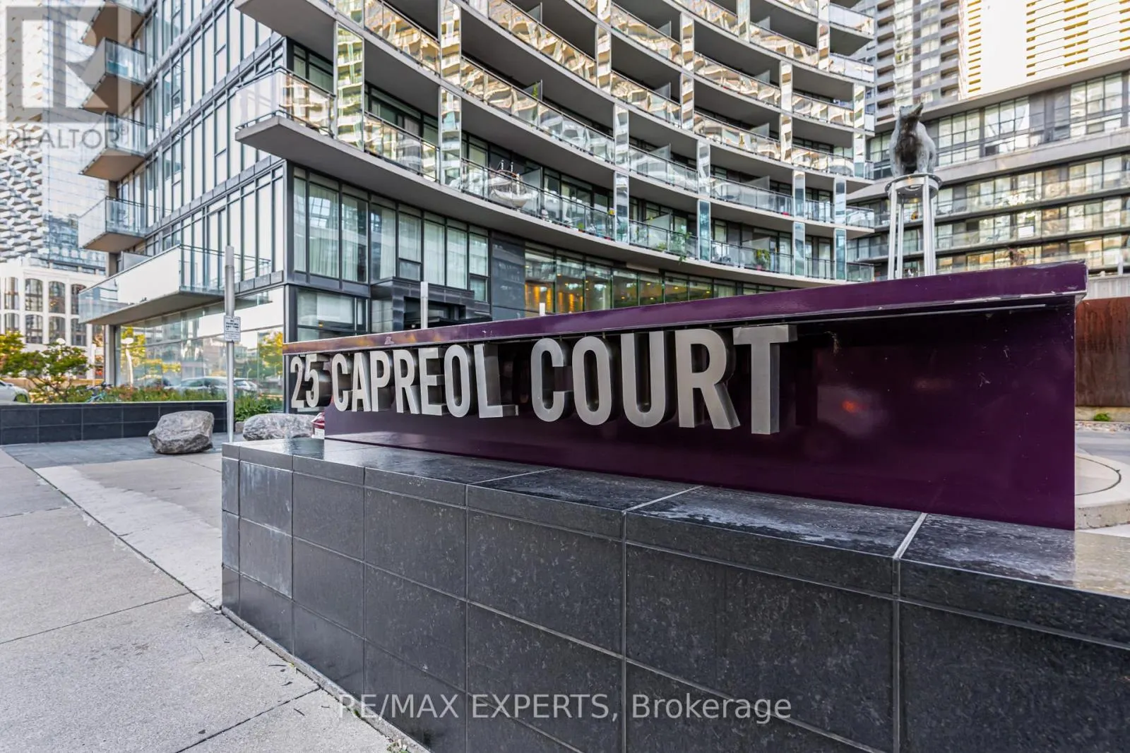 506 - 25 CAPREOL COURT