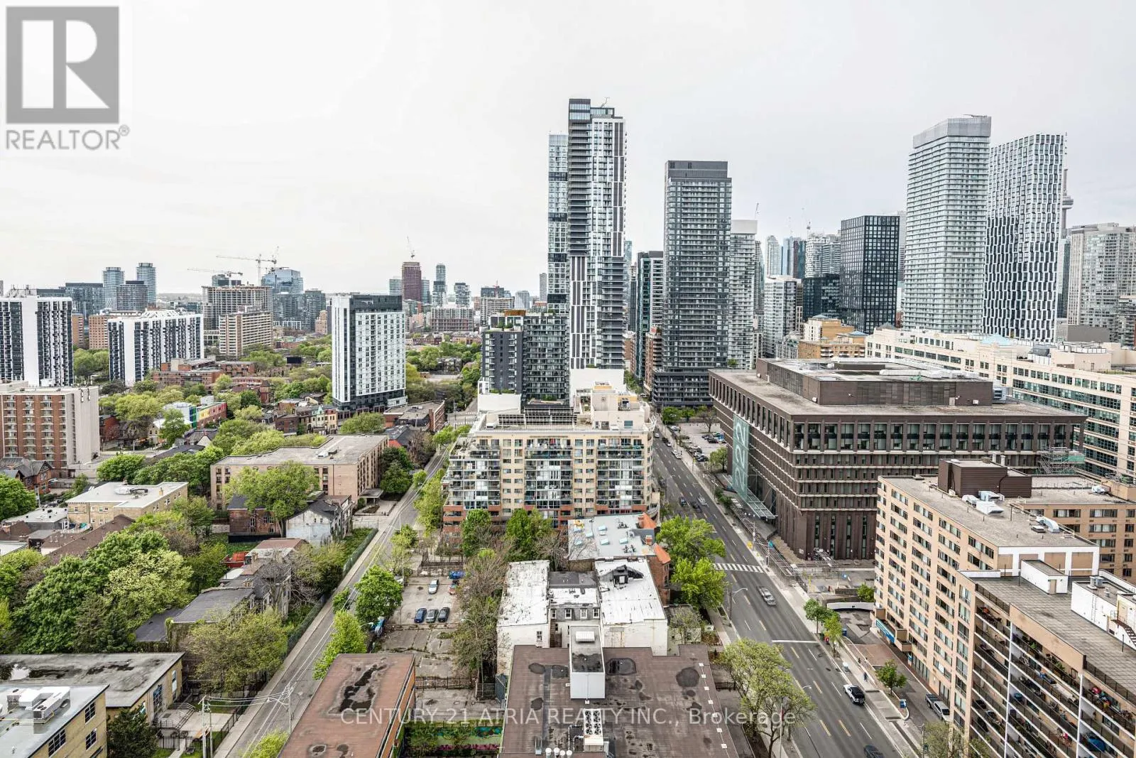 2515 - 319 JARVIS STREET