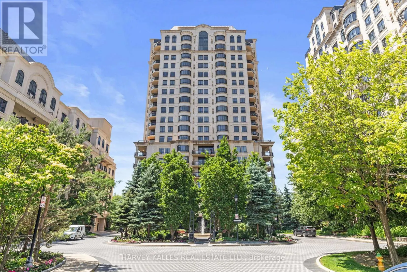 UPH4 - 662 SHEPPARD AVENUE E