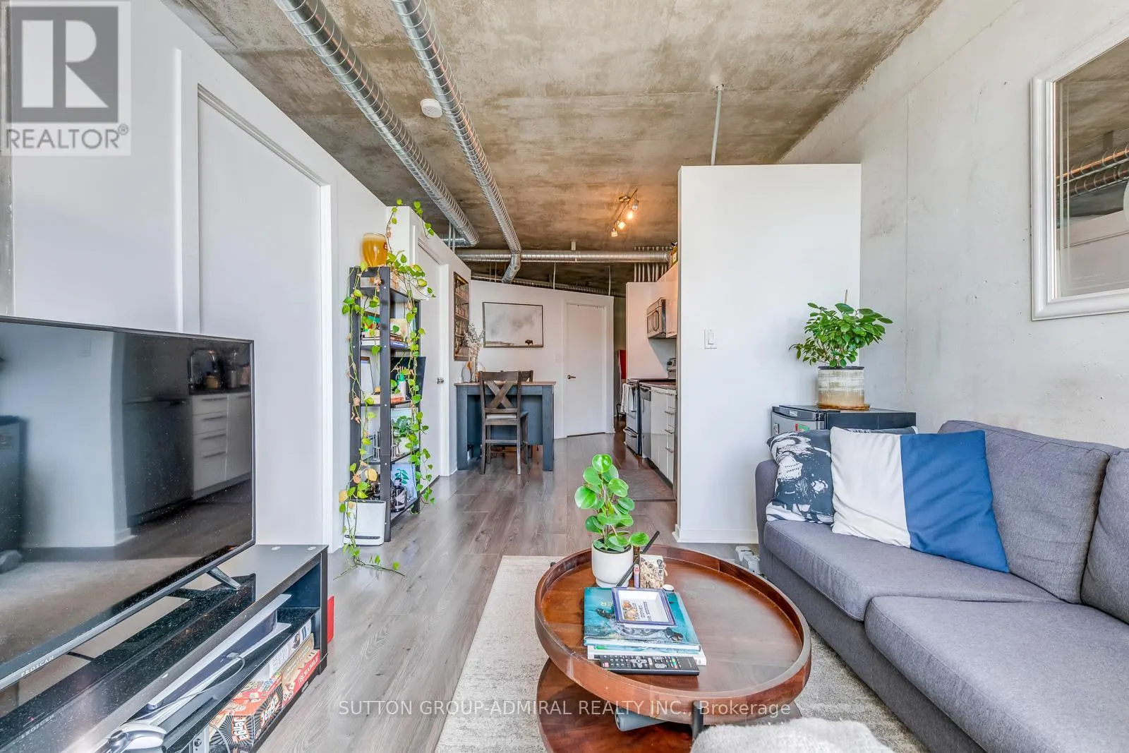 1216 - 150 SUDBURY STREET