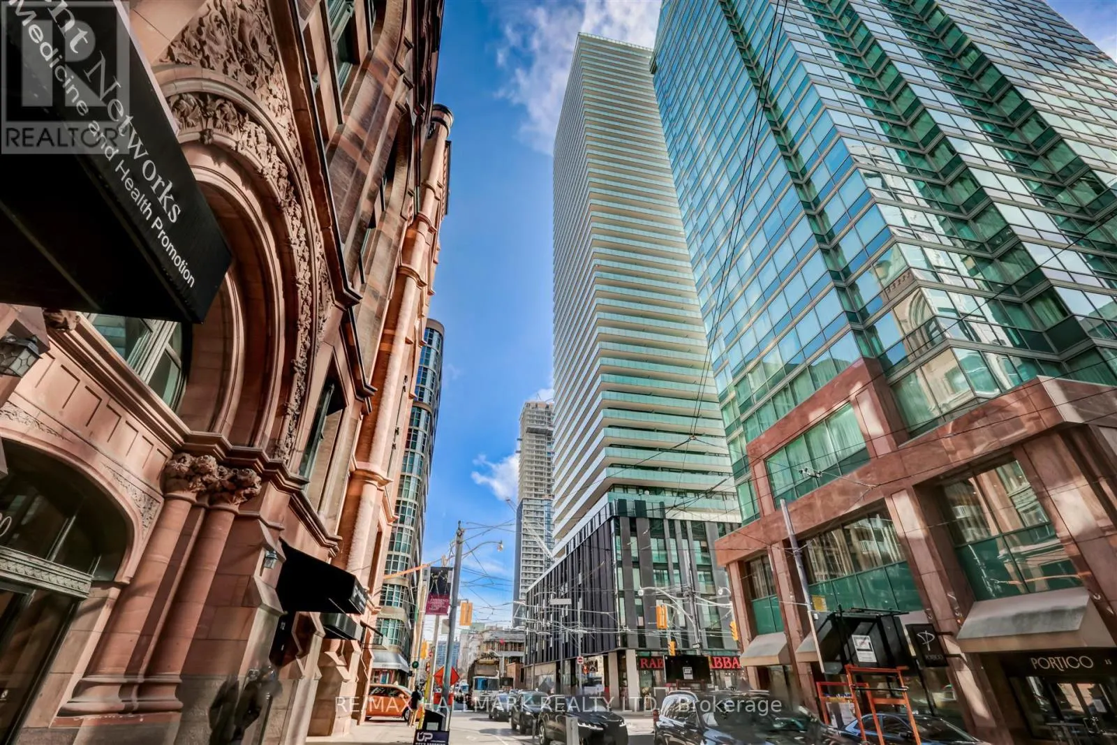 2406 - 25 RICHMOND STREET E