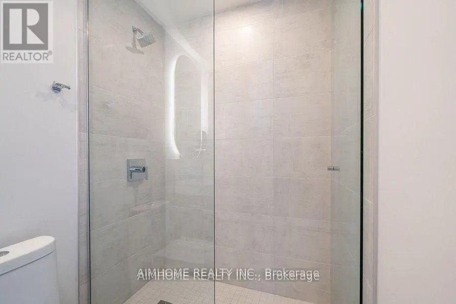 2008 - 15 HOLMES AVENUE