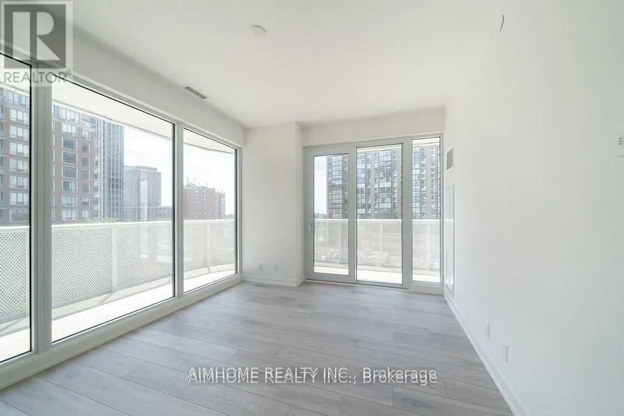 2008 - 15 HOLMES AVENUE