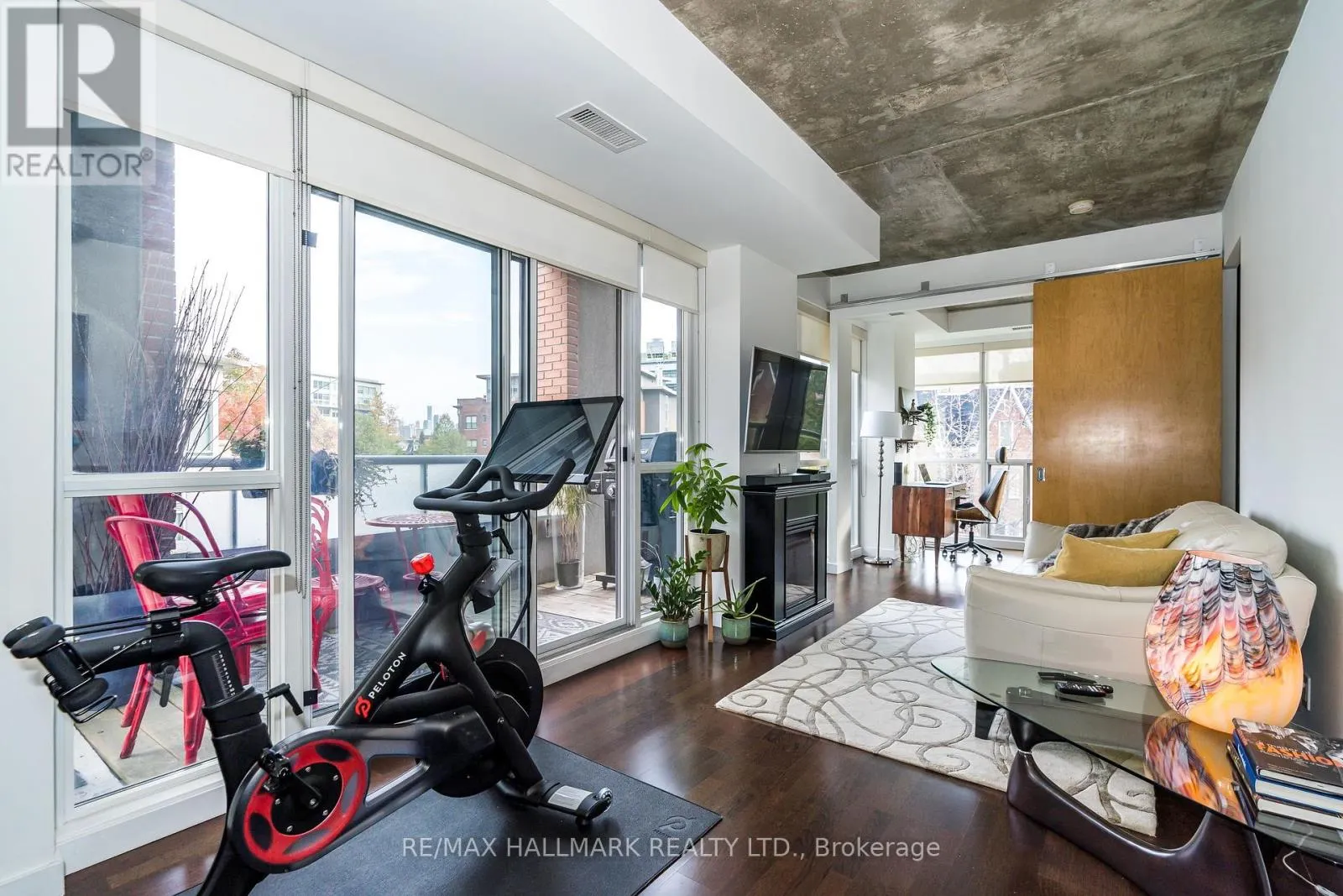 308 - 1 SHAW STREET
