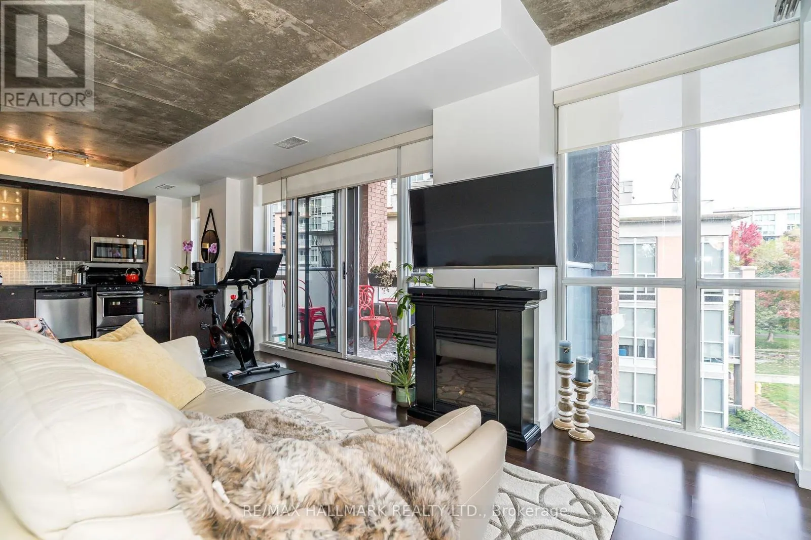 308 - 1 SHAW STREET