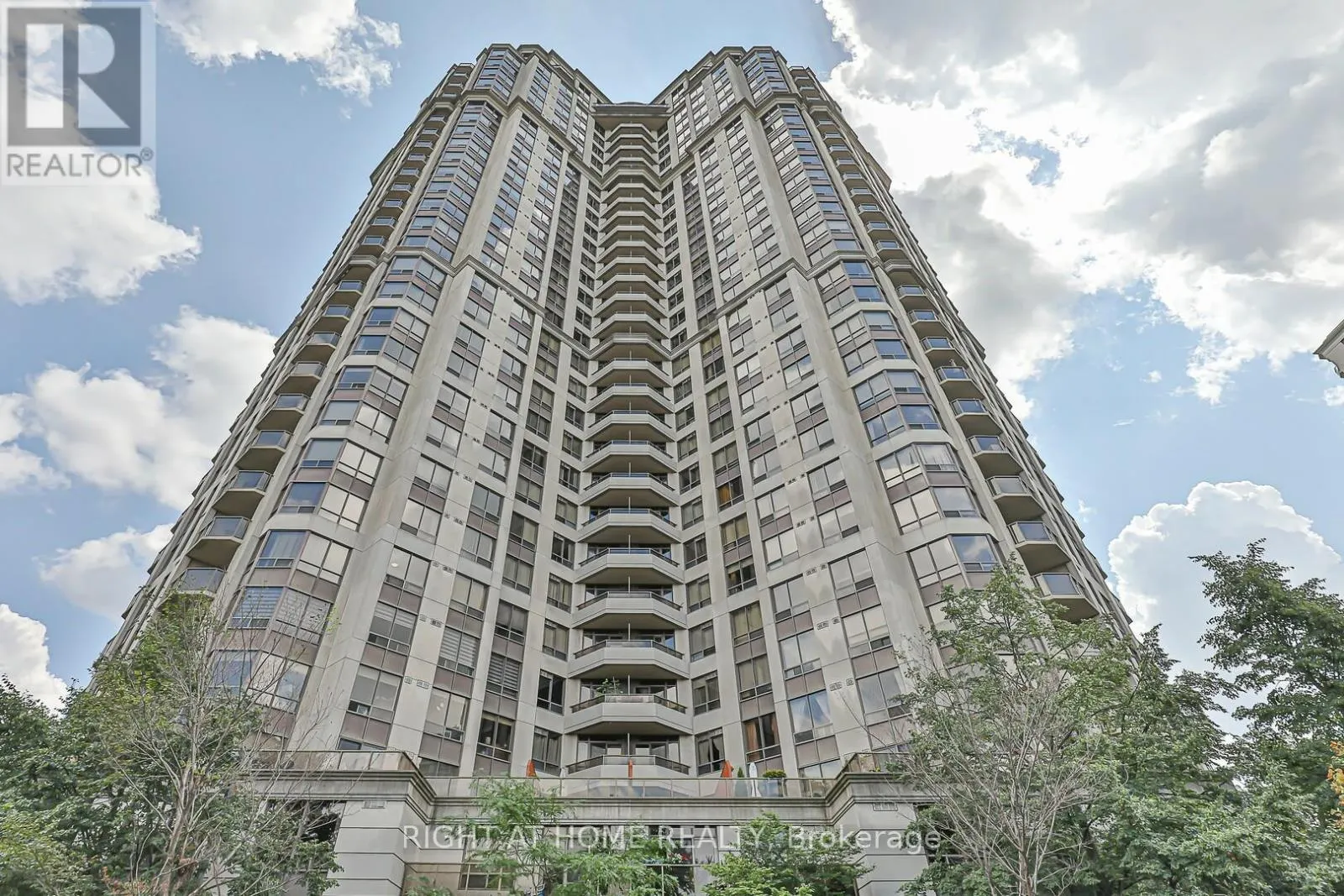 2302 - 78 HARRISON GARDEN BOULEVARD