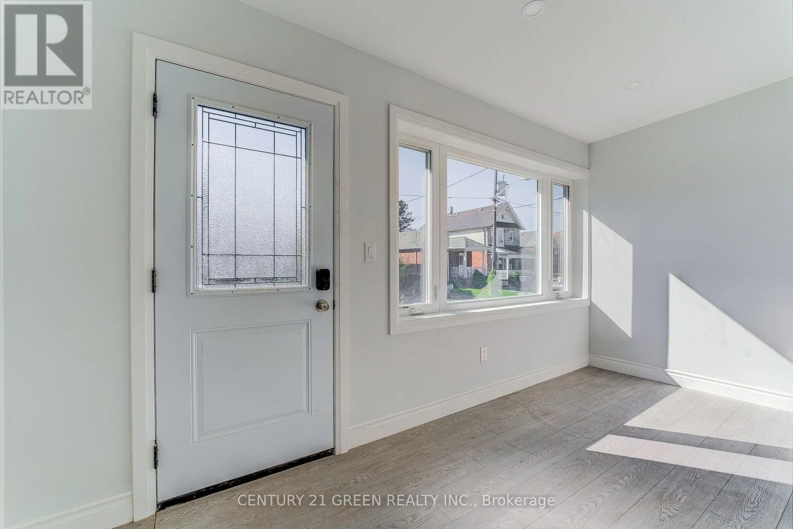 259 ROBINA AVENUE