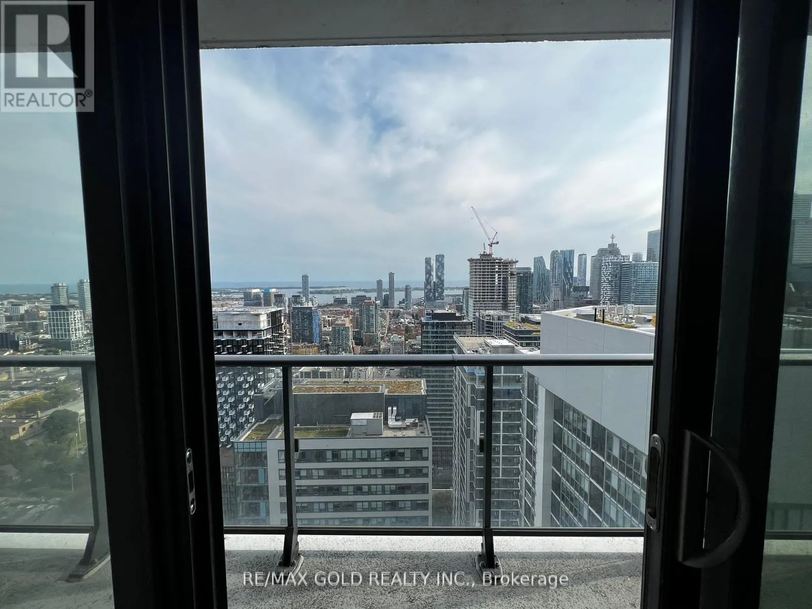 3902 - 159 DUNDAS STREET E