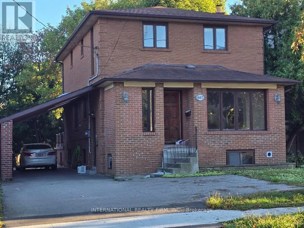 607 COLDSTREAM AVENUE