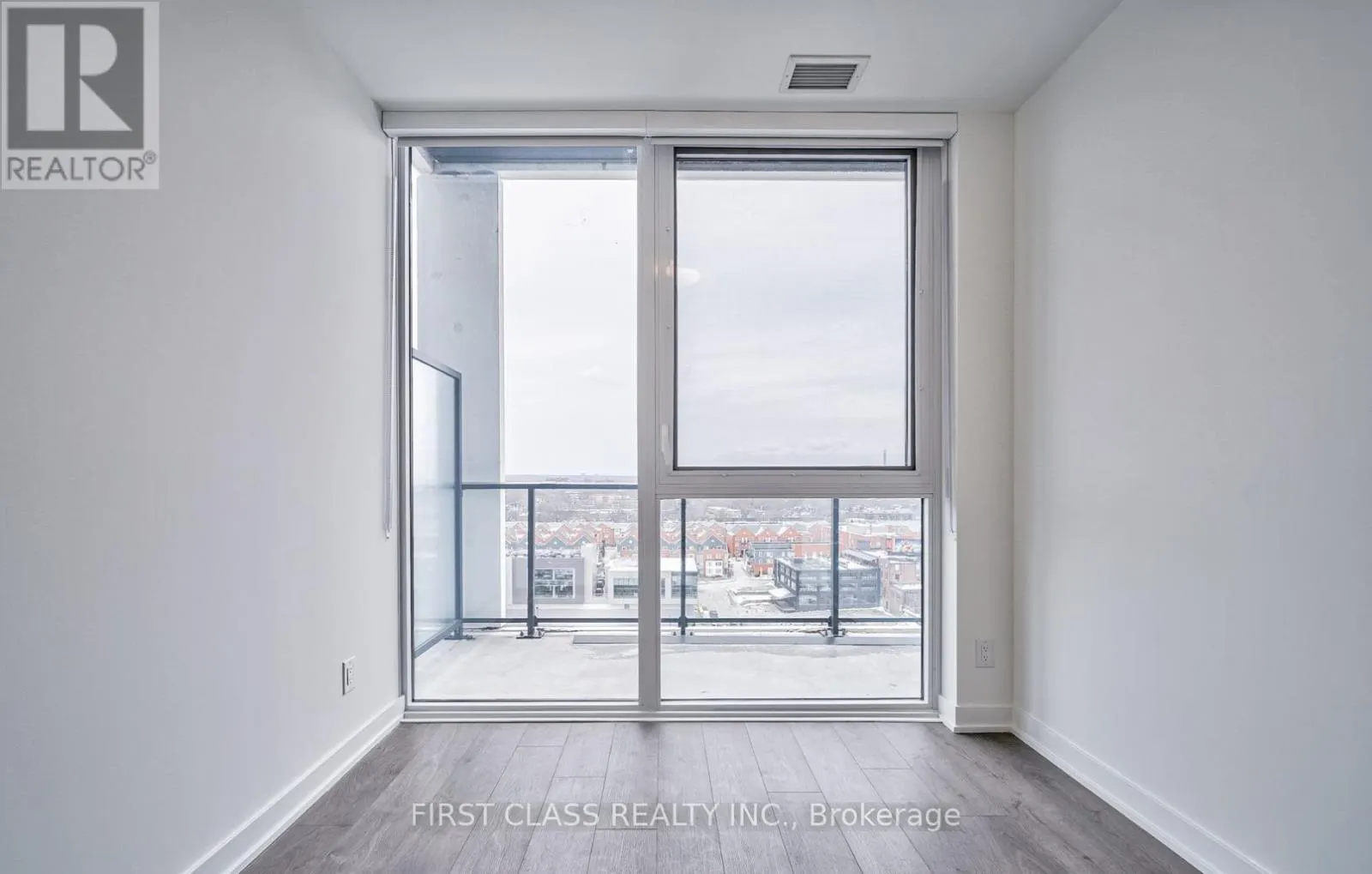 1005 - 5 DEFRIES STREET