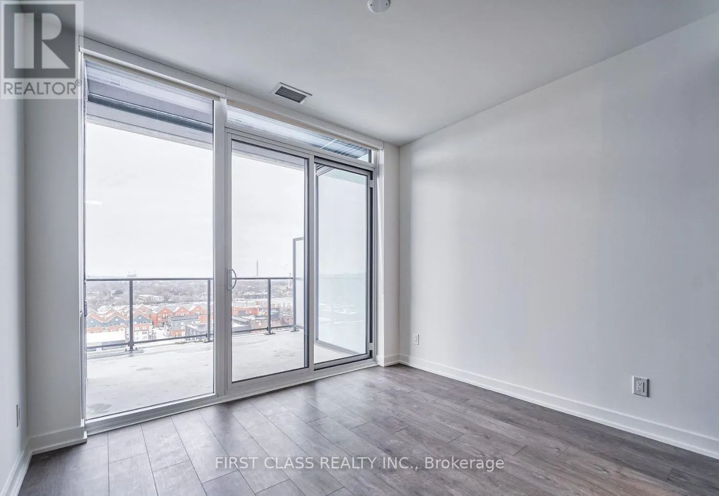 1005 - 5 DEFRIES STREET