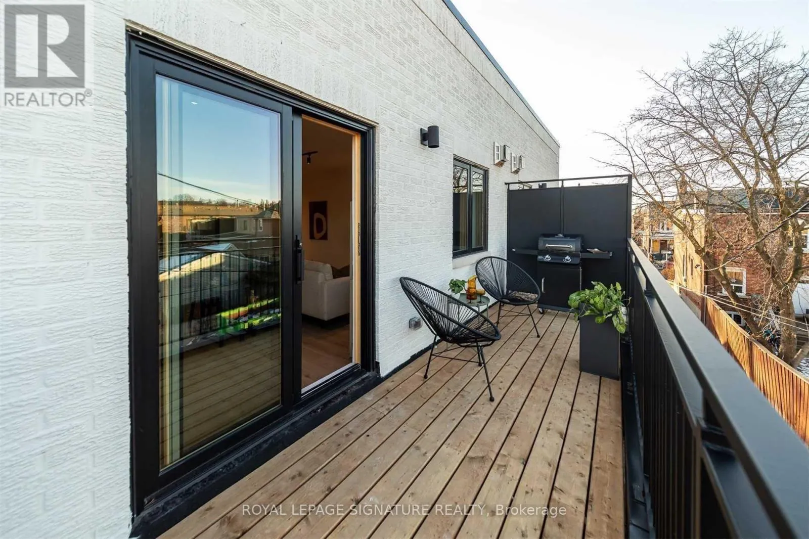 5 - 36 GEARY AVENUE