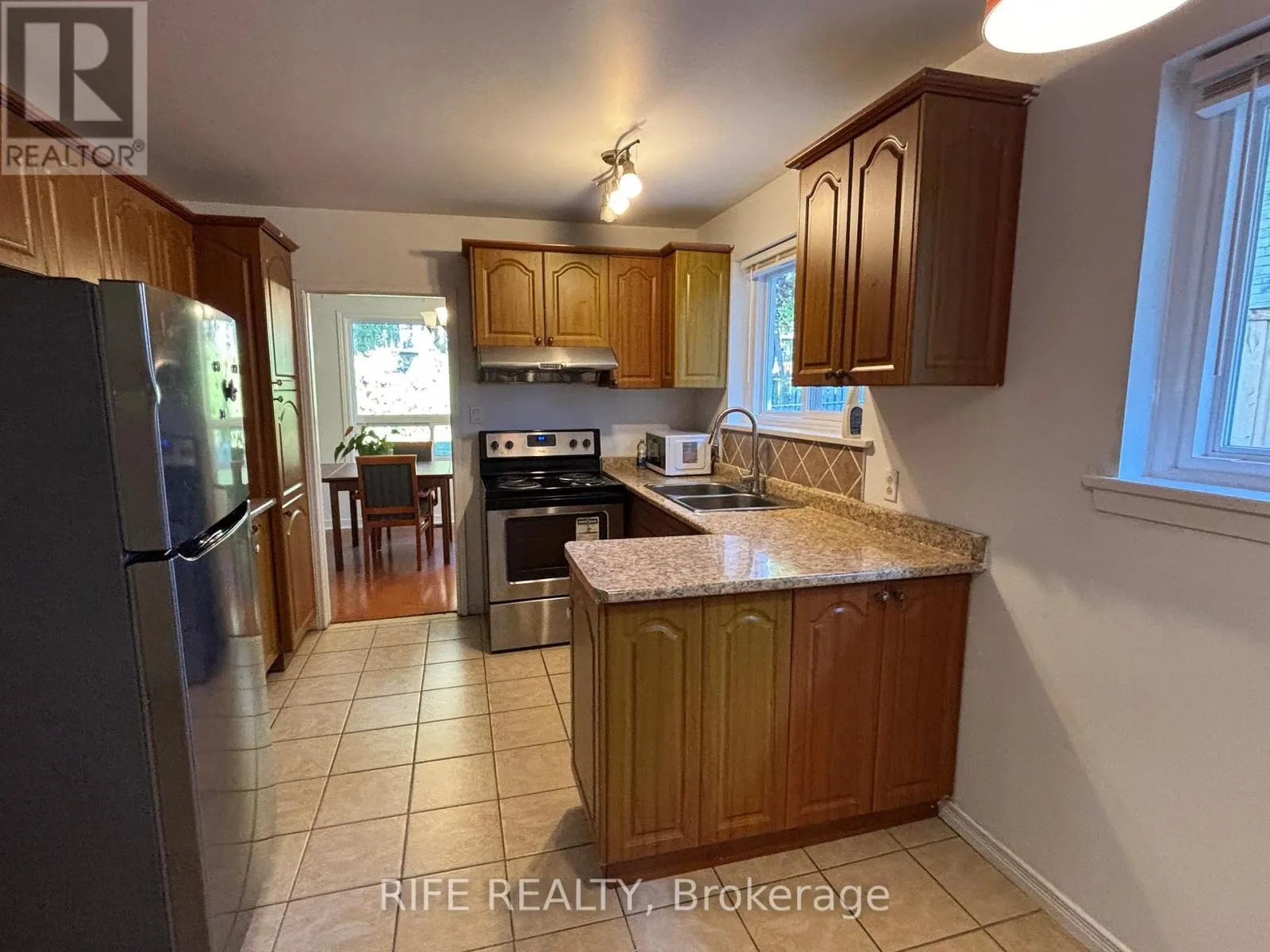 164 SHAUGHNESSY BOULEVARD