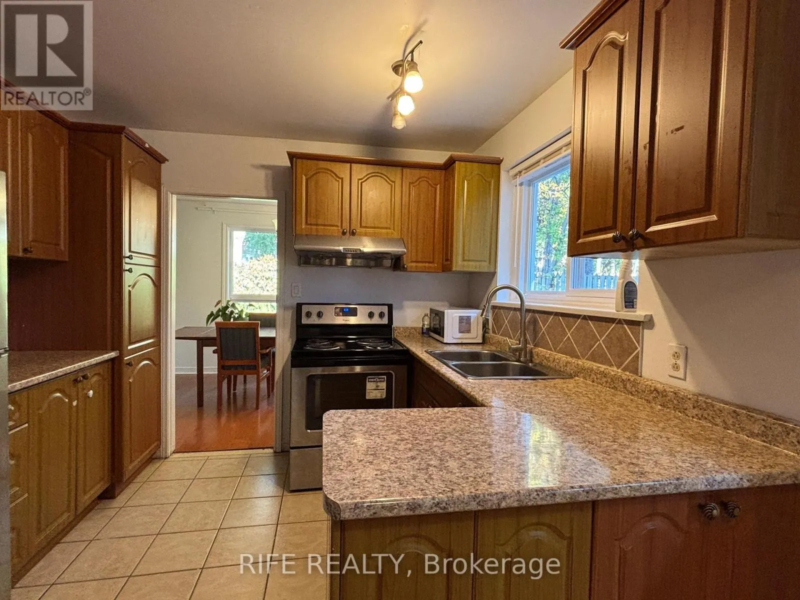 164 SHAUGHNESSY BOULEVARD