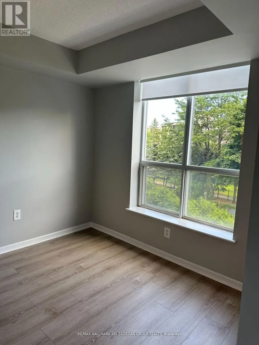 312 - 21 OVERLEA BOULEVARD